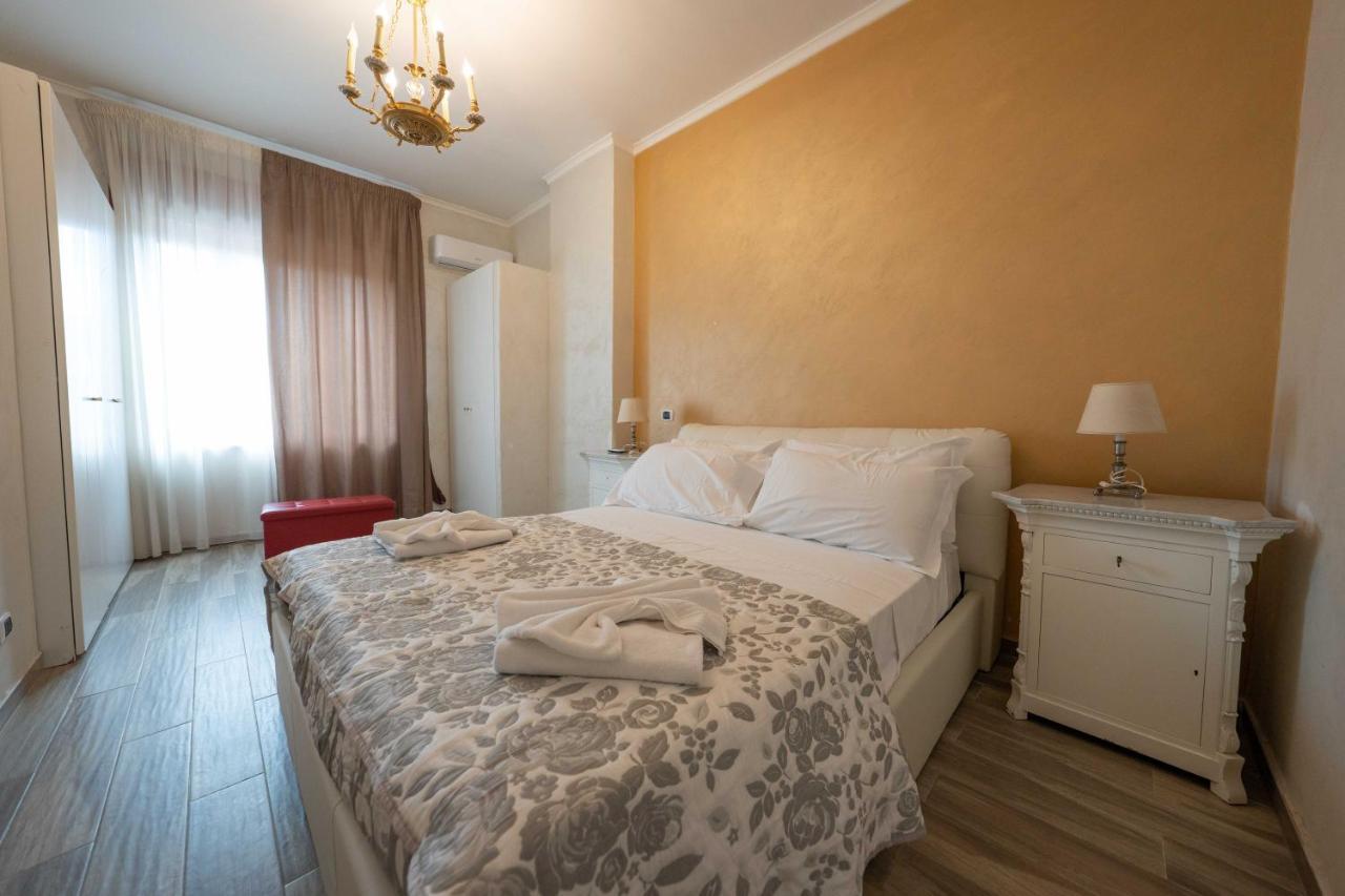 Maison Reale Centro By Dimorra Apartment Napoli Bagian luar foto